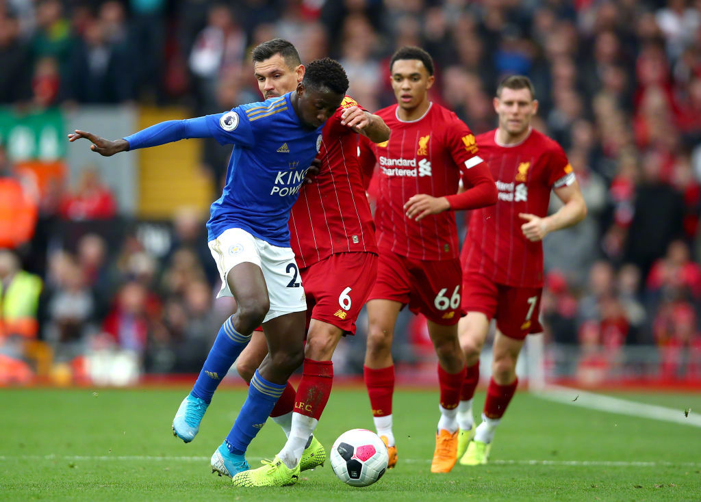 包含法国杯今晨走向成谜，迈阿密热火迎来里程碑，气氛紧张，球队文化再被提及的词条