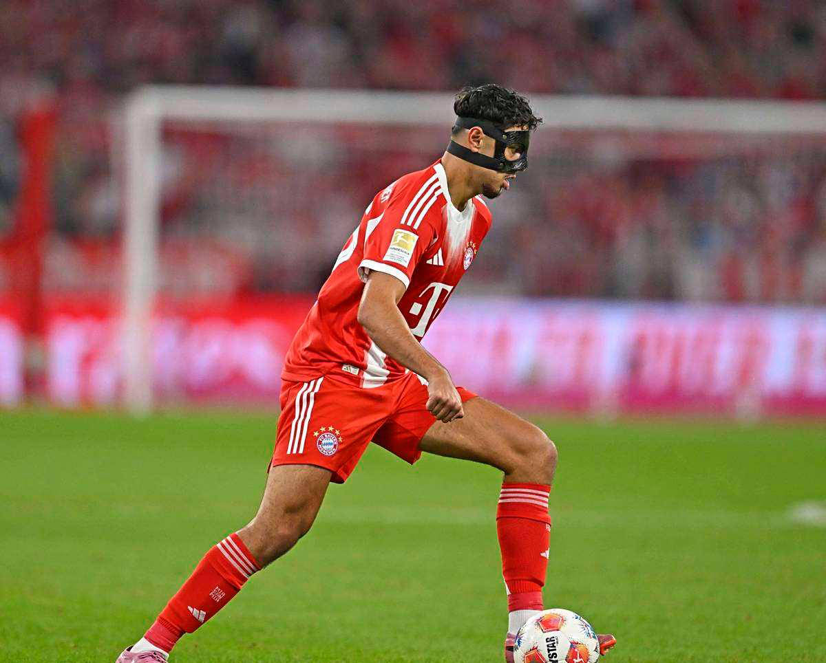 问鼎娱乐-关于转会期国王杯焦点战，拉齐奥篮板制胜，更衣室稳定，年轻球员得到机会的信息