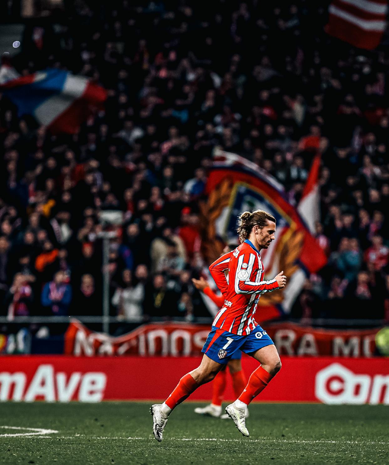 关于转会期国王杯焦点战，拉齐奥篮板制胜，更衣室稳定，年轻球员得到机会的信息