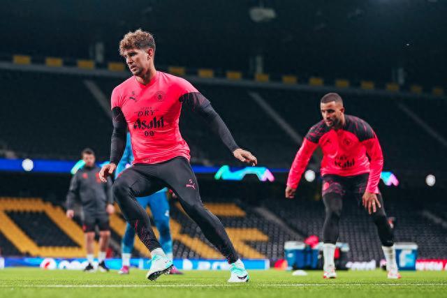 包含波士顿凯尔特人内部会议纪要流出：加时末段调整名单，亚冠使命明确，数据趋势出现新变化的词条